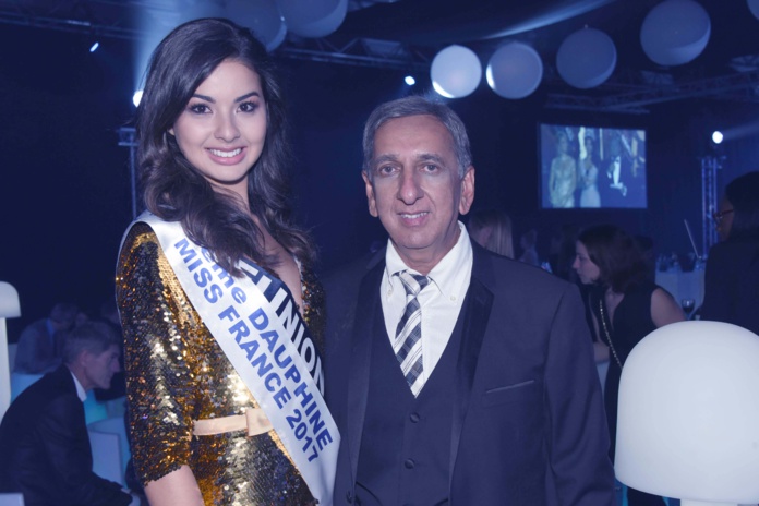 "Je suis très fier du résultat d'Ambre" a dit Aziz Patel, le délégué Miss France pour La Réunion
