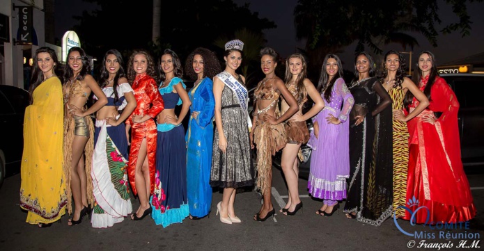 Défilé des 12 candidates à Saint-Gilles et show mode de Miss Agency