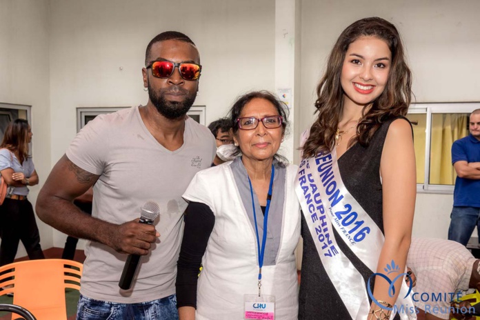 Dimix Staya, artiste, Tayéba Moullan, présidente de l'association Sourire de l'Enfant, et Ambre N'guyen, Miss Réunion 2016 et 5ème dauphine Miss France 2017