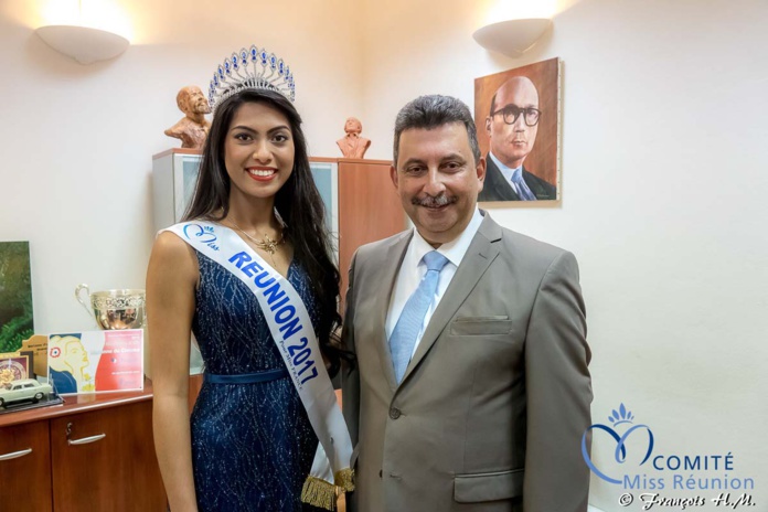 Audrey Chane Pao Kan, Miss Réunion 2017, et Patrick Lebreton, maire de Saint-Joseph