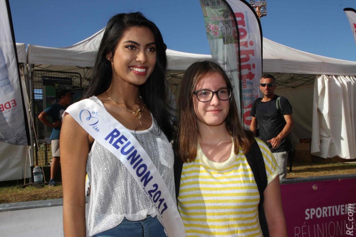 Miss Réunion accueille le dernier finisher du Grand Raid