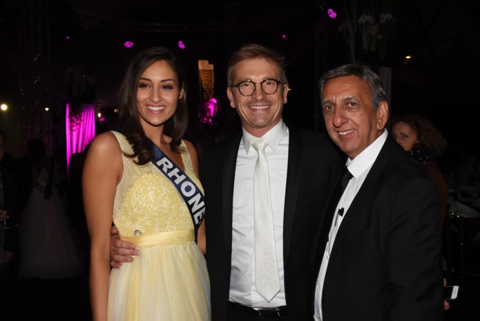 Dalida, Miss Rhône-Alpes, Olivier Noël de Miss France Organisation, et Aziz Patel, délégué Miss France à La Réunion