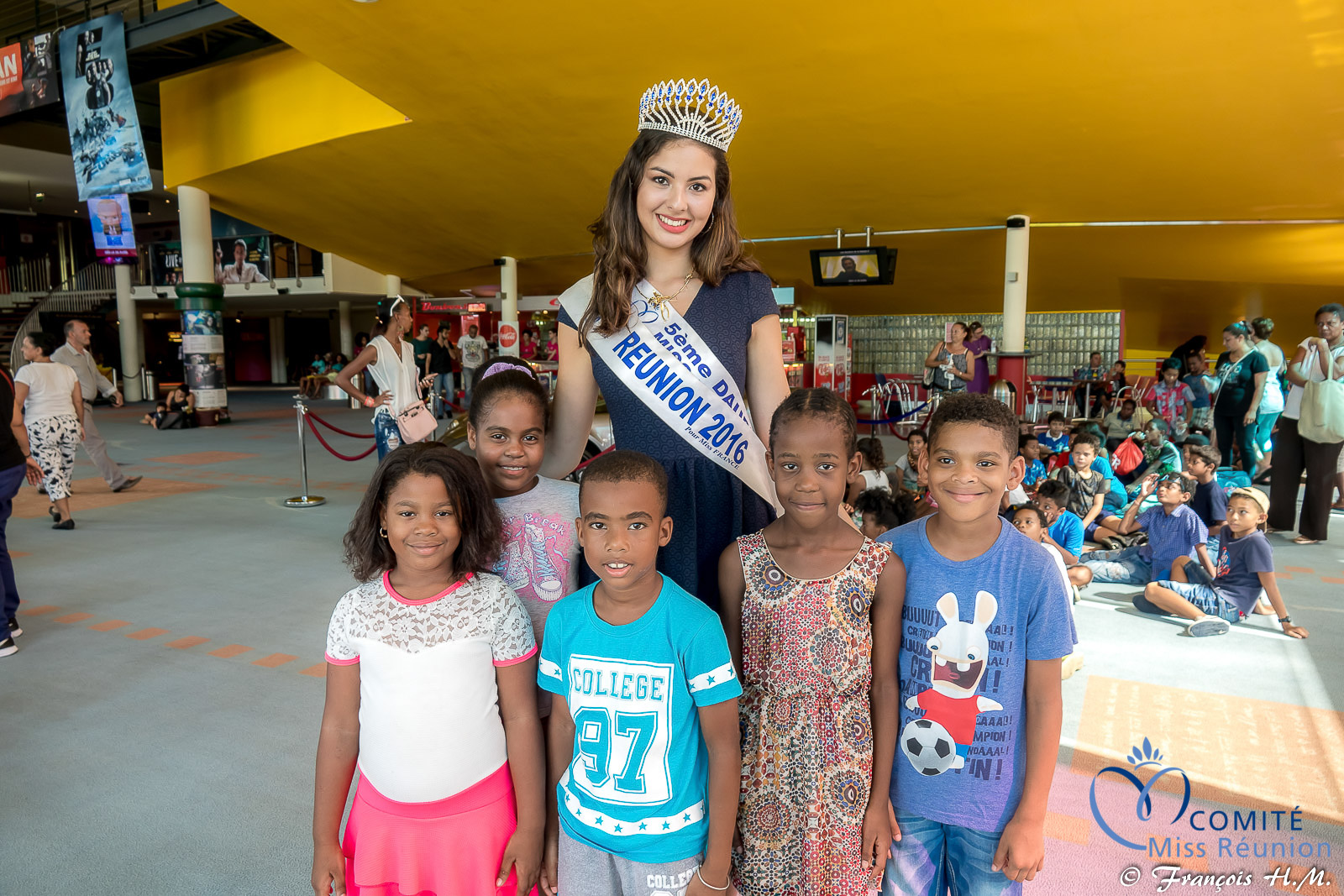 Tapis rouge à Cambaie pour les marmailles et Miss Réunion