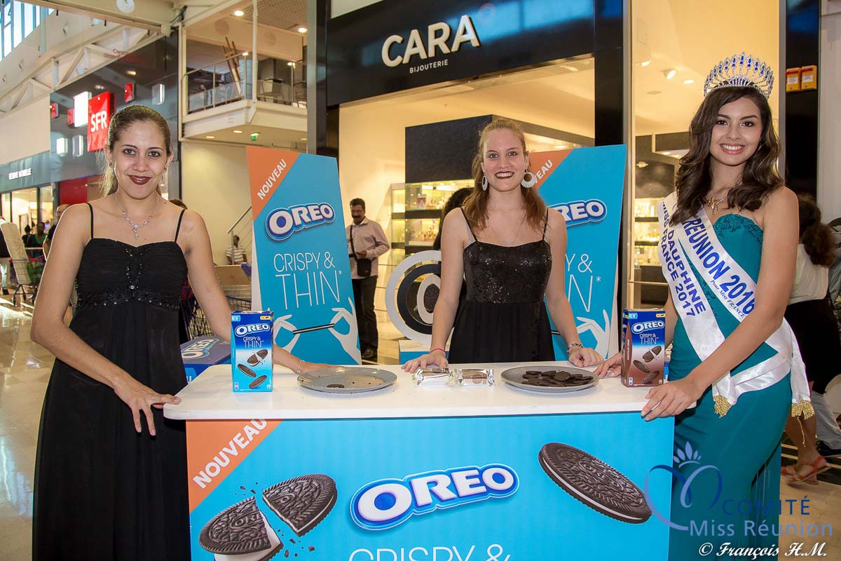 Oréo est partenaire de Miss Réunion 2017. Les hôtesses Judith et Kelly ont proposé au public de goûter au délicieux biscuit Oréo Cirspy & Thin