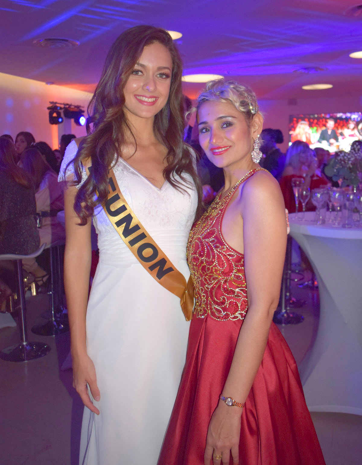 Morgane Lebon a retrouvé avec plaisir Asma Ayrolles, mannequin réunionnaise désormais installée en métropole et venue soutenir Miss Réunion