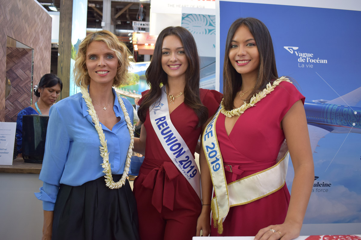 Sylvie Tellier, directrice générale Miss France Organisation., Morgane Lebon, Miss Réunion 2019, et Vaimalama Chaves, Miss France 2019